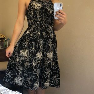 Floral Embroidered Ellen Tracy Dress